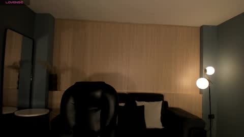 Snapshot of jadeevansx chatting on March 8, 5:28 pm JADE EVANS online show from March 8, 5:28 pm