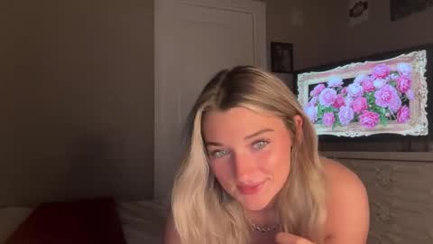 Jade james online show from March 31, 2:57 am