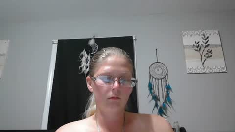 Snapshot of jadeluv chatting on October 23, 1:05 am JadeLuv online show from October 23, 1:05 am