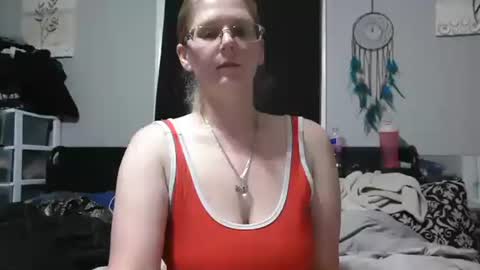 Snapshot of jadeluv chatting on February 12, 1:22 am JadeLuv online show from February 12, 1:22 am