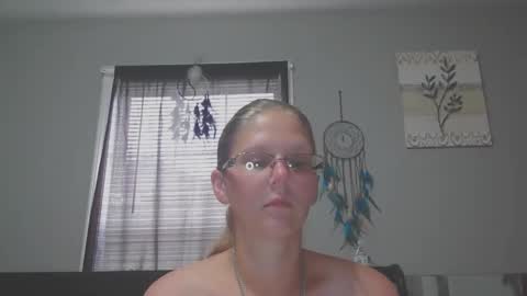 JadeLuv online show from May 23, 4:22 pm