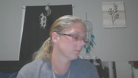 JadeLuv online show from May 28, 1:36 am