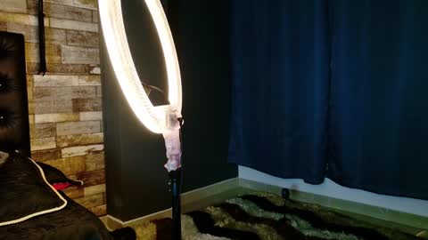 Jaden Feynman online show from December 9, 4:45 am