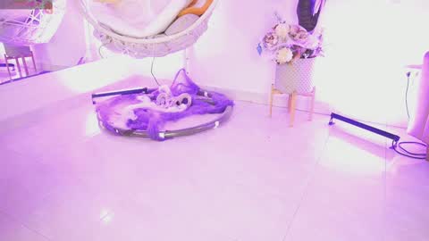 Jade Summer online show from October 10, 11:31 am