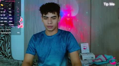 javi15  online show from December 12, 9:51 am