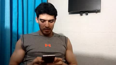 Snapshot of jair1_69 chatting on February 22, 3:40 am JaxXx online show from February 22, 3:40 am