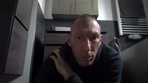 Snapshot of jak_81 chatting on March 17, 7:12 am jak_81 online show from March 17, 7:12 am