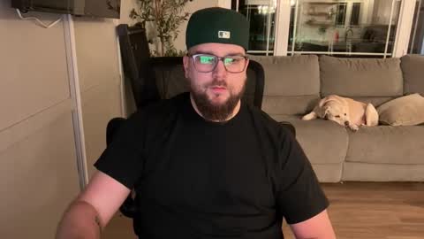 Snapshot of jake0333 chatting on January 7, 12:35 am Jake online show from January 7, 12:35 am