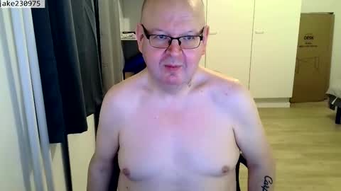 Jake2309 online show from March 2, 8:04 pm