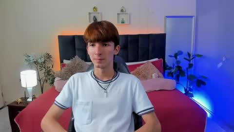 Snapshot of jake_evanss_ chatting on April 30, 2:12 pm JAKE online show from April 30, 2:12 pm