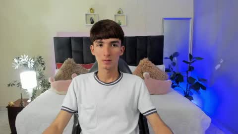 Snapshot of jake_evanss_ chatting on May 11, 2:01 pm JAKE online show from May 11, 2:01 pm