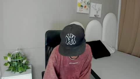 Snapshot of jake_miller__ chatting on May 26, 7:21 pm Jake online show from May 26, 7:21 pm