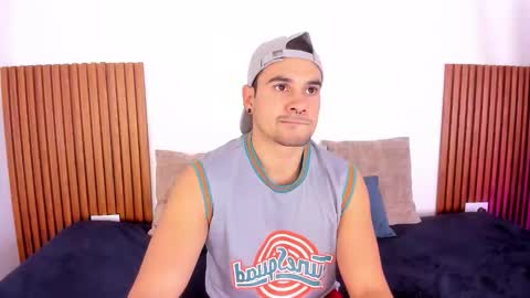 Jake  online show from December 16, 3:33 am