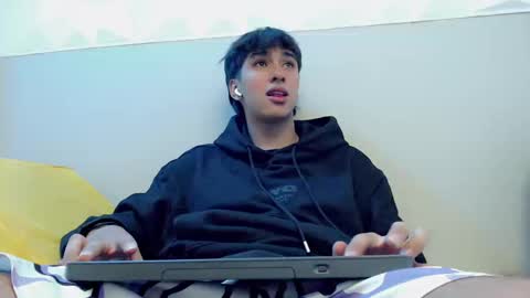 Snapshot of jake_tripp chatting on September 26, 4:05 am jake_tripp online show from September 26, 4:05 am