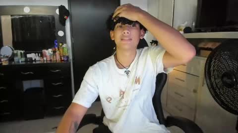 jake willianss online show from May 31, 10:22 pm