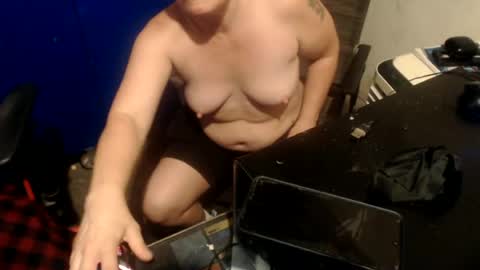 Snapshot of jakediamond6977 chatting on July 21, 7:43 am jakediamond6977 online show from July 21, 7:43 am
