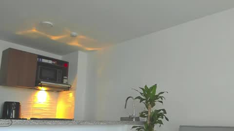 Jake Orthega online show from April 18, 2:21 pm