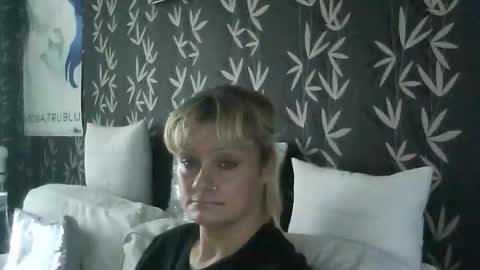 JAKKI LOUISE pornstar online show from October 16, 12:39 pm