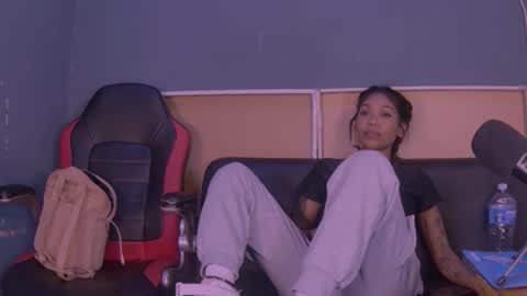 jamaicanbabex online show from January 6, 1:41 pm