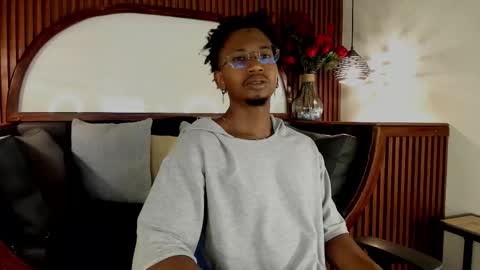   online show from March 29, 2:44 am