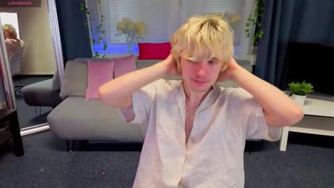 JameMiller online show from February 27, 9:26 pm