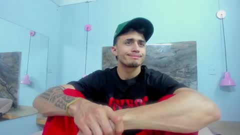 james_06_ online show from May 9, 11:37 am