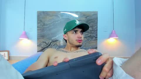 james_06_ online show from May 21, 11:39 am