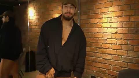James Axel online show from July 26, 2:46 pm