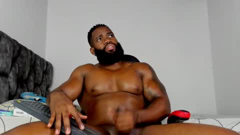 Snapshot of james_bbcmuscle chatting on February 10, 11:09 pm James BBC online show from February 10, 11:09 pm