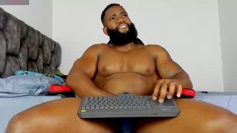 Snapshot of james_bbcmuscle chatting on March 1, 5:48 pm James BBC online show from March 1, 5:48 pm