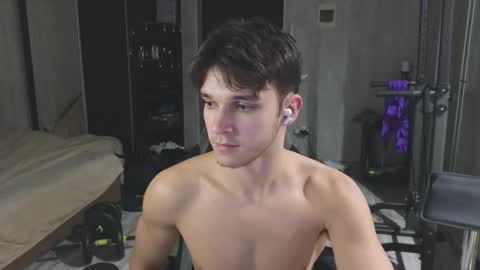 James online show from March 1, 11:51 pm