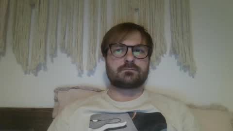 Snapshot of james_heron chatting on January 30, 4:45 pm James Heron online show from January 30, 4:45 pm