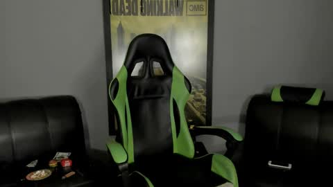 Snapshot of jamesinked_ chatting on February 26, 12:49 am Jamesinked online show from February 26, 12:49 am