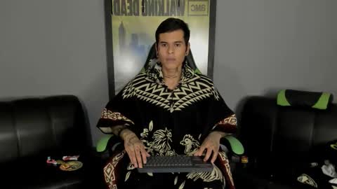 Snapshot of jamesinked_ chatting on March 10, 1:56 am Jamesinked online show from March 10, 1:56 am