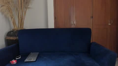 Jamesinked  online show from November 26, 2:56 am