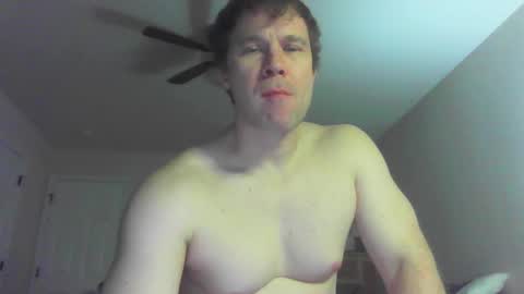 Snapshot of jamesjewels chatting on January 12, 10:43 pm jamesjewels online show from January 12, 10:43 pm