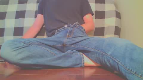 Snapshot of jamesknight57 chatting on November 1, 4:09 pm James online show from November 1, 4:09 pm