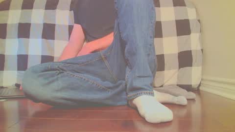 Snapshot of jamesknight57 chatting on November 9, 1:59 am James online show from November 9, 1:59 am