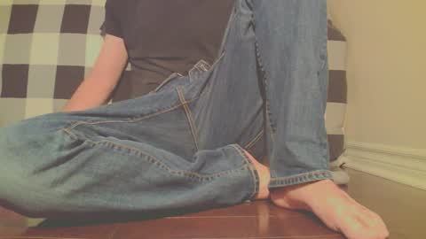 Snapshot of jamesknight57 chatting on February 22, 5:08 am James online show from February 22, 5:08 am