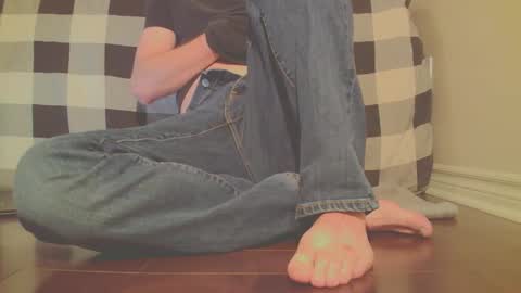 Snapshot of jamesknight57 chatting on February 23, 1:58 am James online show from February 23, 1:58 am