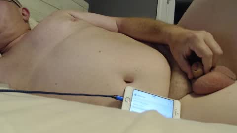 Snapshot of jameslearync chatting on November 8, 2:45 am jameslearync online show from November 8, 2:45 am