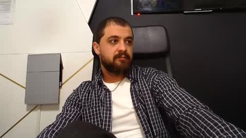 Snapshot of jamesmyersx chatting on October 12, 4:33 am JamesMyers online show from October 12, 4:33 am