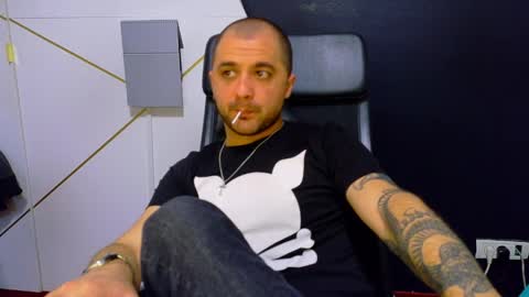 JamesMyers online show from April 11, 4:06 am