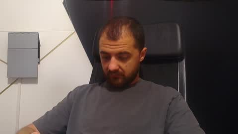 Snapshot of jamesmyersx chatting on July 1, 3:52 am JamesMyers online show from July 1, 3:52 am