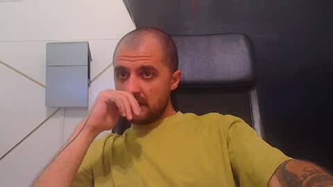 Snapshot of jamesmyersx chatting on July 20, 12:18 pm JamesMyers online show from July 20, 12:18 pm