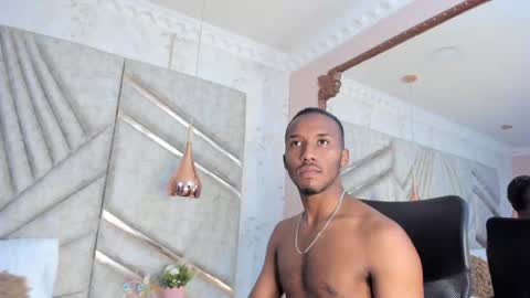 Snapshot of jamesparck chatting on January 10, 6:06 pm James online show from January 10, 6:06 pm