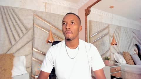 Snapshot of jamesparck chatting on January 14, 12:03 pm James online show from January 14, 12:03 pm