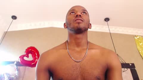 Snapshot of jamesparck chatting on February 13, 4:28 pm James online show from February 13, 4:28 pm