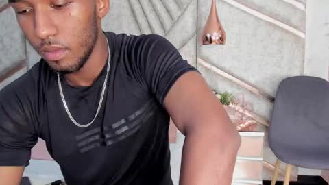 Snapshot of jamesparck chatting on February 28, 6:52 pm James online show from February 28, 6:52 pm