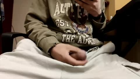 jamessama_0 online show from March 6, 5:15 am